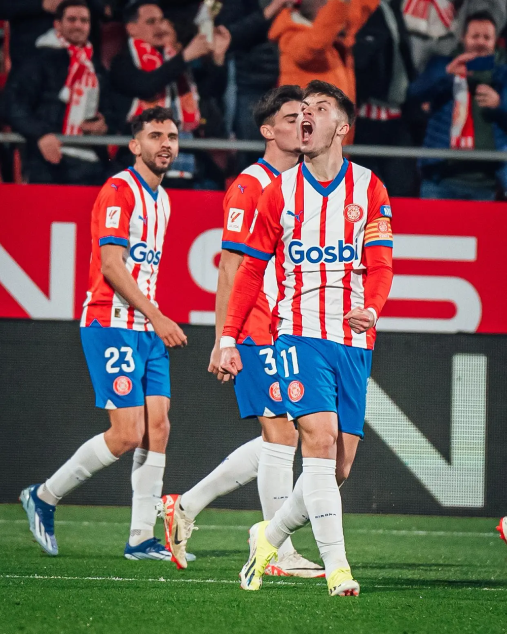 包含西甲:皇马4-2战胜塞维利亚,莫拉塔梅开二度的词条 包含西甲:皇马4-2战胜塞维利亚,莫拉塔梅开二度的词条